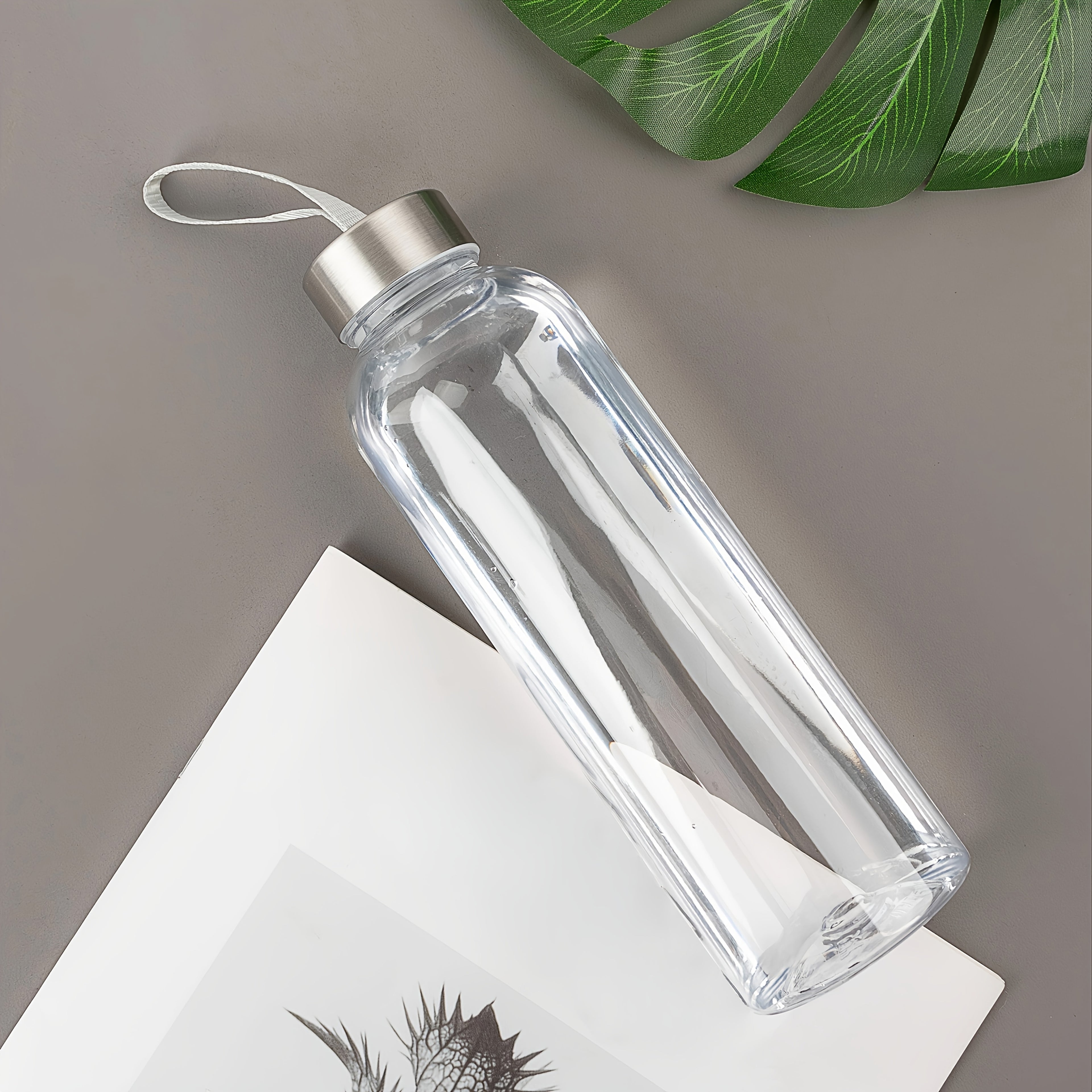Gourde sportive transparente : portable, pratique et réutilisable